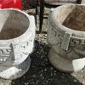 Coppia di vasi in cemento